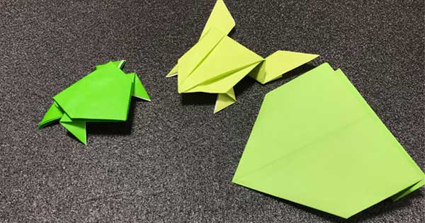 簡単ピョンピョンカエルの折り方とポケモン折り紙 子供でもハサミで簡単にできる折り紙 切り絵aif