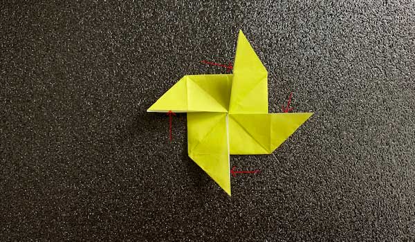 だましふねの簡単な折り紙の折り方を写真で解説 子供でもハサミで簡単にできる折り紙 切り絵aif